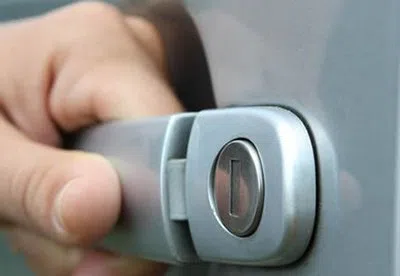 Little Village Locksmith Store Montclair, NJ 973-864-3107 - 21-unlock-car